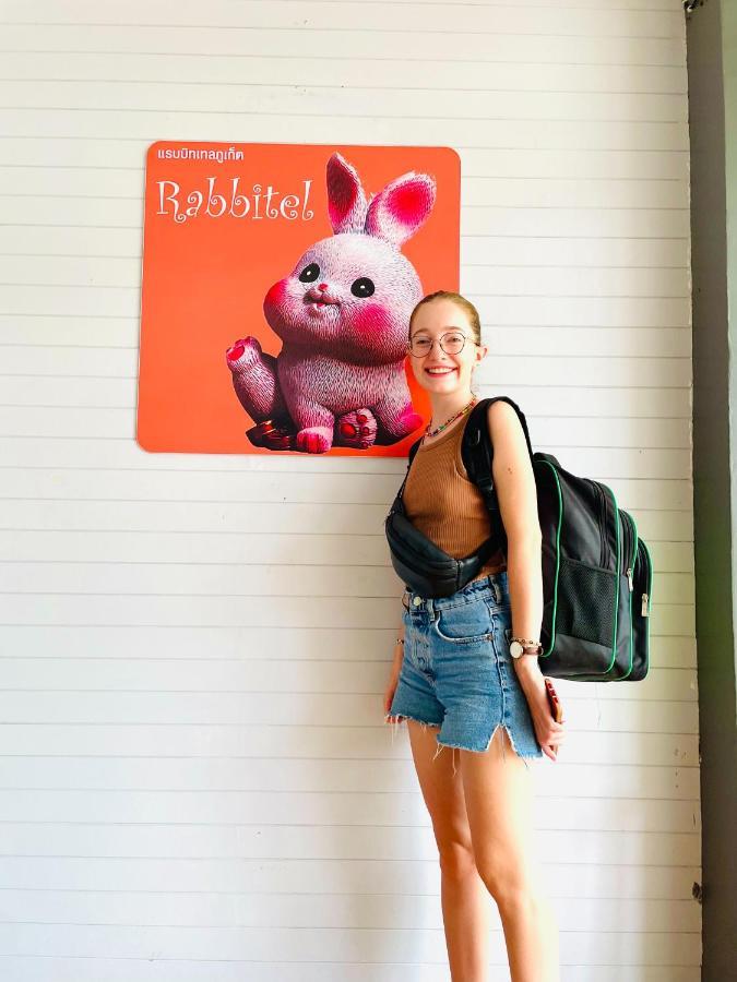 Rabbitel Phuket Hostel Exterior photo