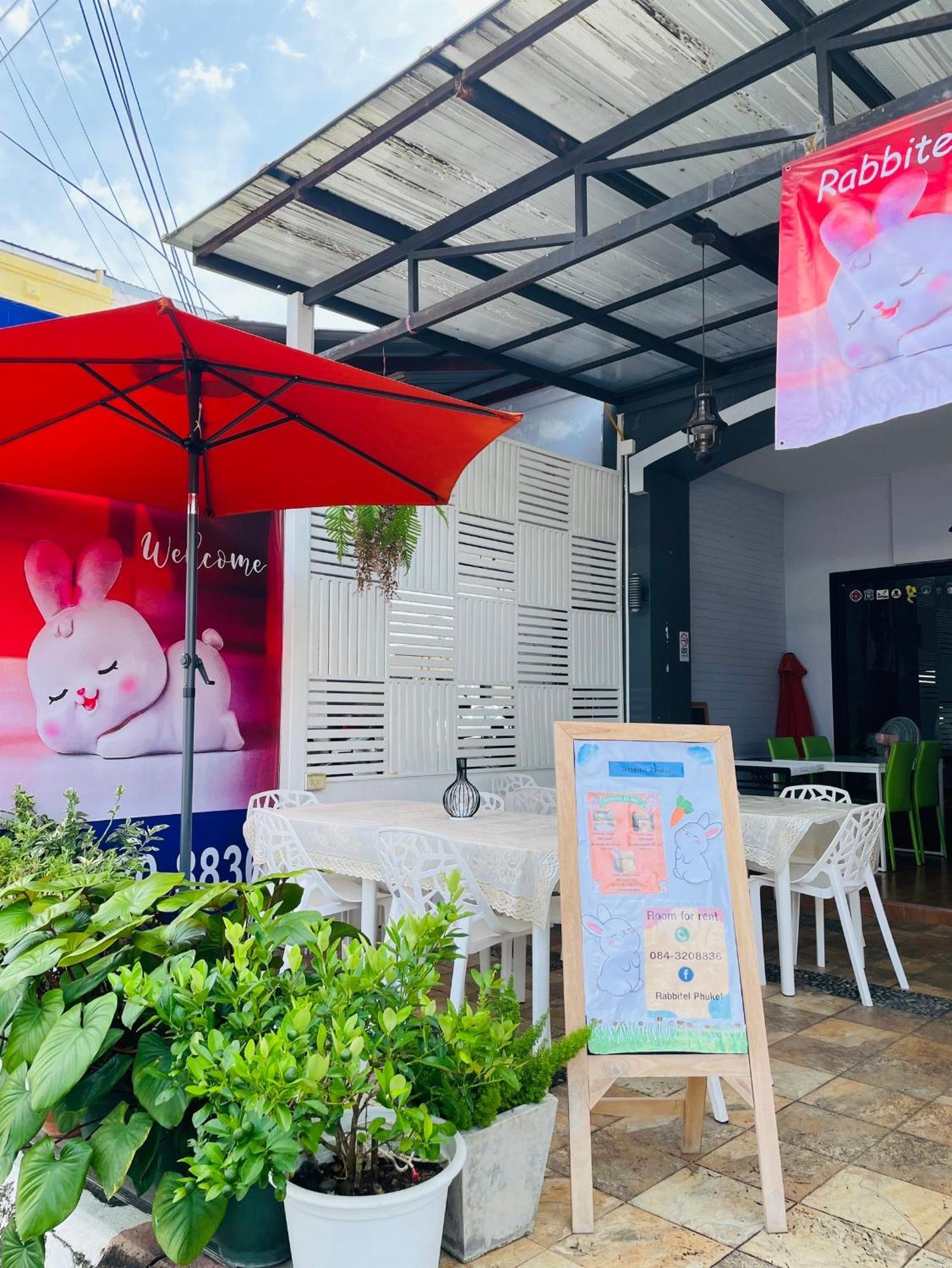 Rabbitel Phuket Hostel Exterior photo
